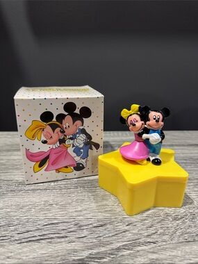 Avon | Disney’s Mickey & Minnie in Hollywood (1989) - Vintage Jewelry Organizer